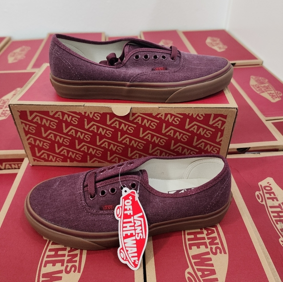 Vans OFF THE WALL Classic Skateboard Shoe,unisex M 7, W8.5, Maroon Burgundy Gum - Picture 8 of 12